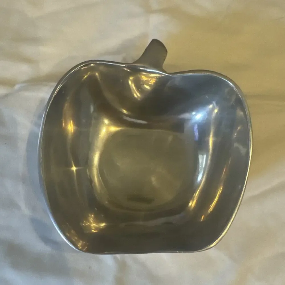 Apple Shaped Aluminum Catch-All, Candy Dish,‎ Coins/Keys Teacher Gift Dish Bowl
